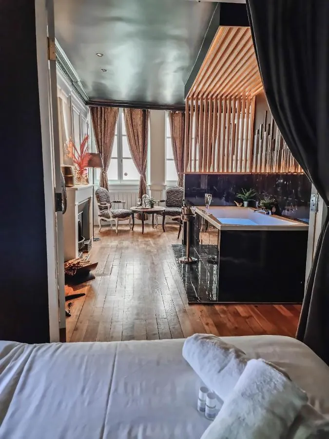 Majord'Home - Le Boudoir - Balneo - Lyon Centre 0*,